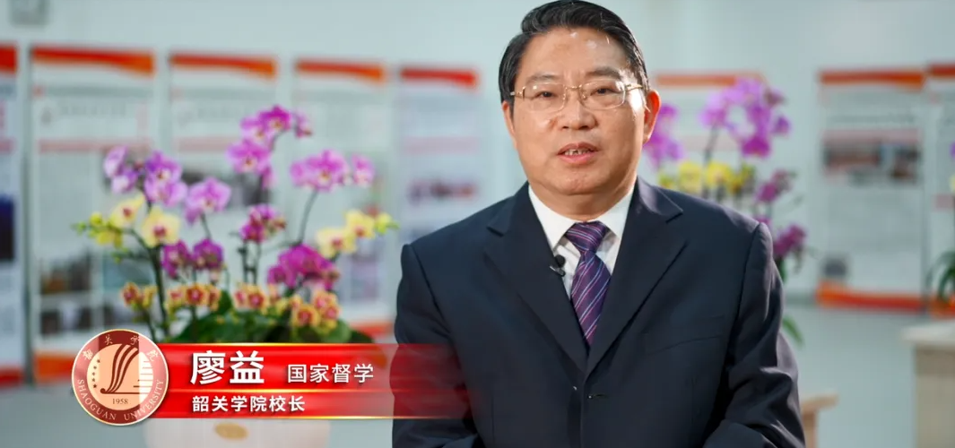 回顧 | 第六屆中國(guó)連鎖節(jié)總論壇“解讀”版擎出 揭示中國(guó)連鎖產(chǎn)業(yè)高質(zhì)量發(fā)展密碼