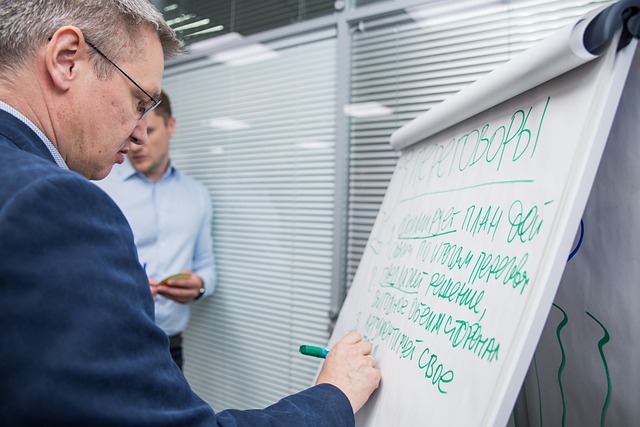 如何做好招商引資工作（開展好招商引資工作思路和建議）