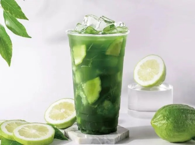 2024新式茶飲品牌突圍：LINLEE如何打造供應(yīng)鏈與IP生態(tài)護(hù)城河