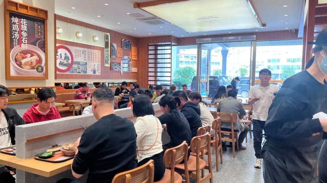 廣式煲仔飯連鎖化攻略：煲仔正如何實現(xiàn)全國標準化擴張