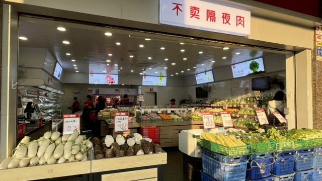 狂開(kāi)3000+門(mén)店，錢(qián)大媽如何用標(biāo)準(zhǔn)化打法引領(lǐng)餐飲革命？