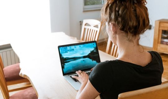 連鎖經(jīng)營管理的三種模式：直營連鎖、加盟連鎖與自愿連鎖的深度解析