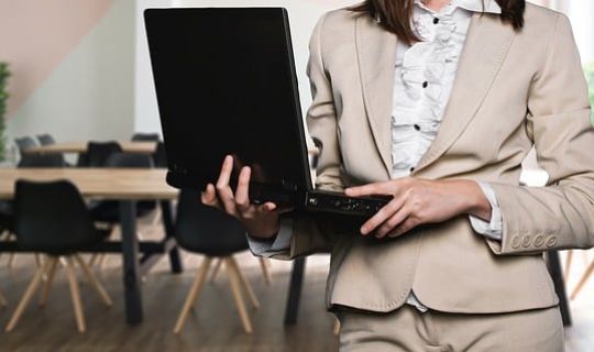 連鎖企業(yè)的標(biāo)準(zhǔn)化管理：構(gòu)建高效運(yùn)營(yíng)與品牌統(tǒng)一的基石