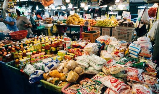 水果店怎么經(jīng)營比較好（開水果店的技巧和經(jīng)營方法）