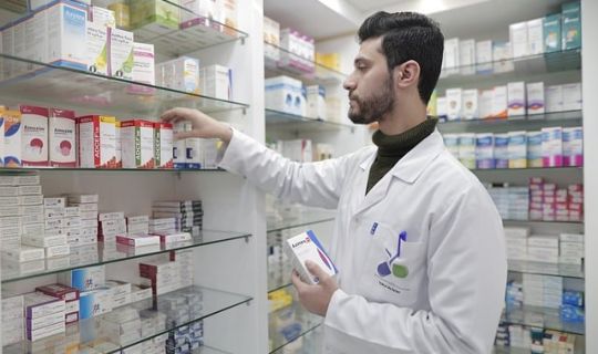 連鎖藥店遇經(jīng)營困局（連鎖藥店的困境與生路）