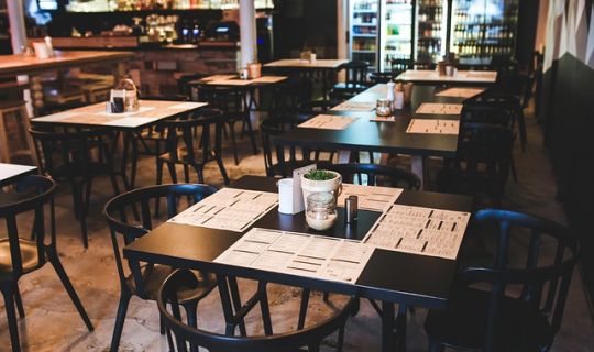 實(shí)體店引流破局：從“等客來”到“引客到店”的實(shí)戰(zhàn)攻略