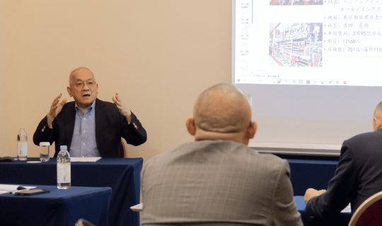 從低谷到零售標桿，全球門店超8萬家的7-11是如何逆勢崛起的？