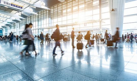 連鎖企業(yè)的核心基礎(chǔ)：品牌、系統(tǒng)、人與文化