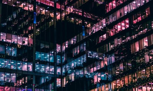 連鎖門店標(biāo)準(zhǔn)化怎么做？從產(chǎn)品流程到系統(tǒng)能力全解析