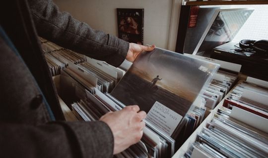 門店競(jìng)爭(zhēng)對(duì)手從哪些方面分析？五大核心維度詳解